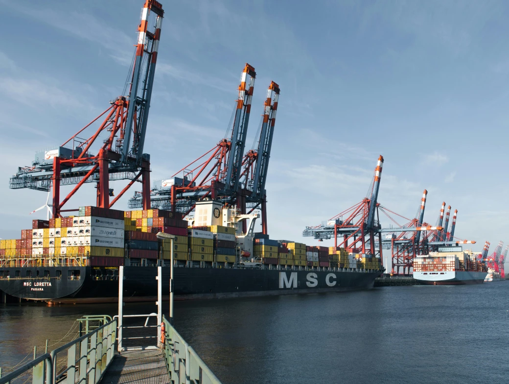 Axtira-service-three-support-image-one