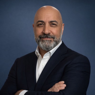 [headshot] image of customer (for an ar/vr)