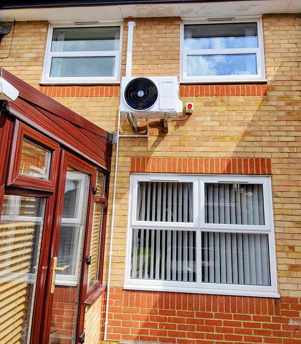 Air conditioning fitters 