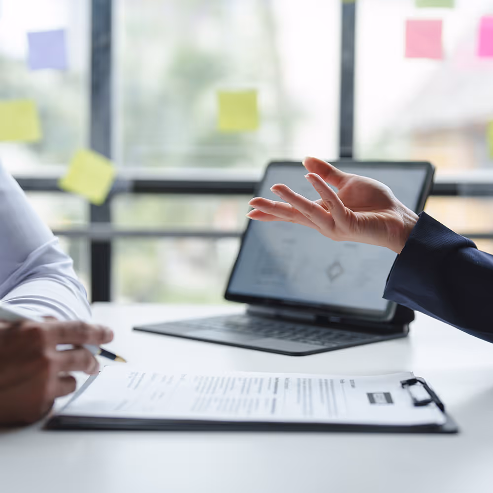 bureau-echange-focus-main