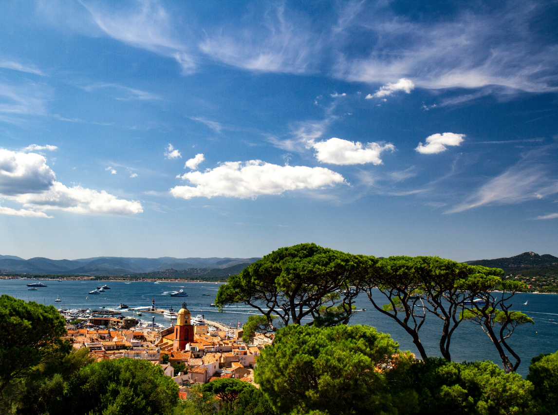 Les attentes des voyageurs haut de gamme sur la Côte d’Azur en 2026