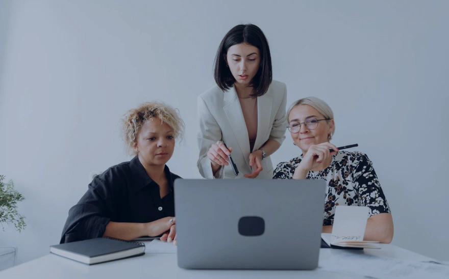 Sriveo-home-three-background-check-to-final-hiring-image-three