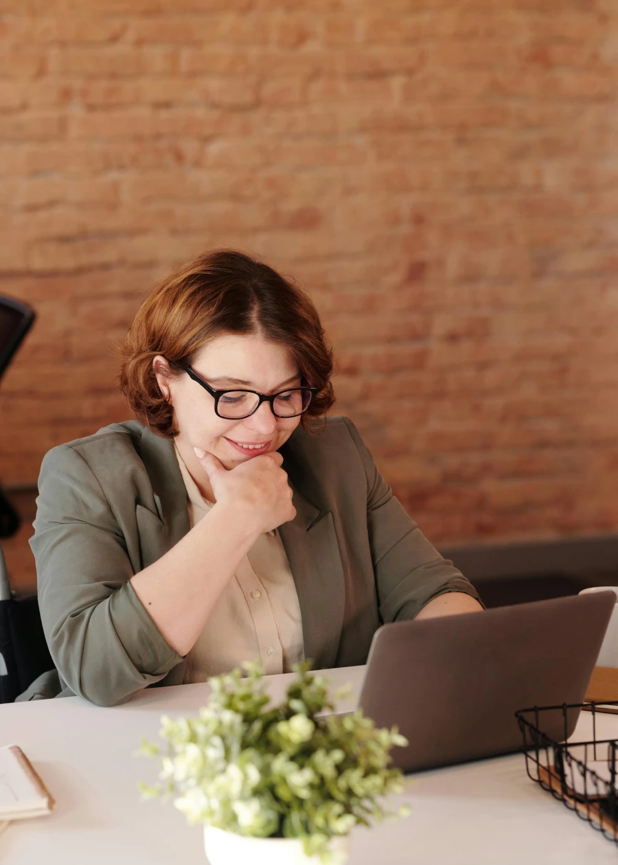 Sriveo-home-one-employment-&-education-check