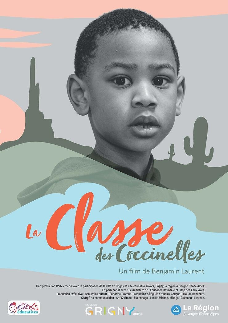 Une image contenant texte, Visage humain, affiche, capture d’écranDescription générée automatiquement