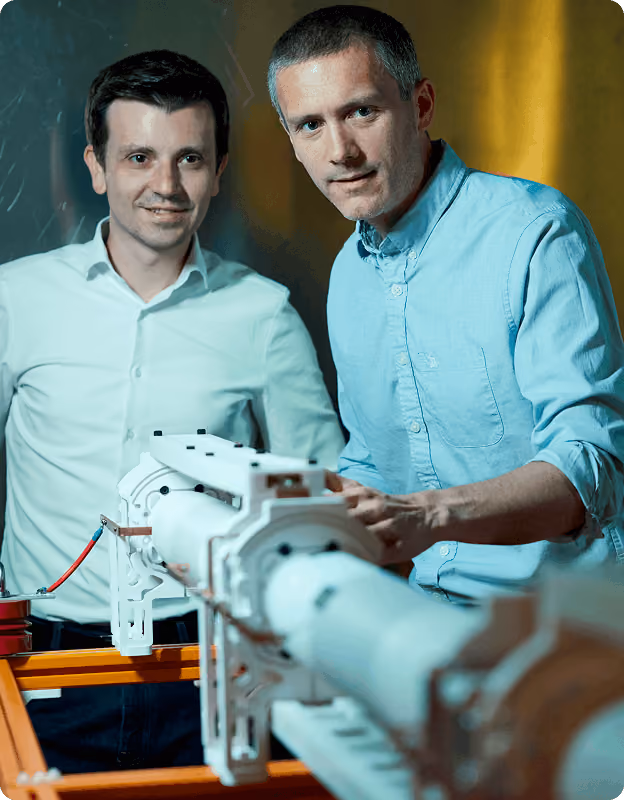 Telura team with the prototype drill bit