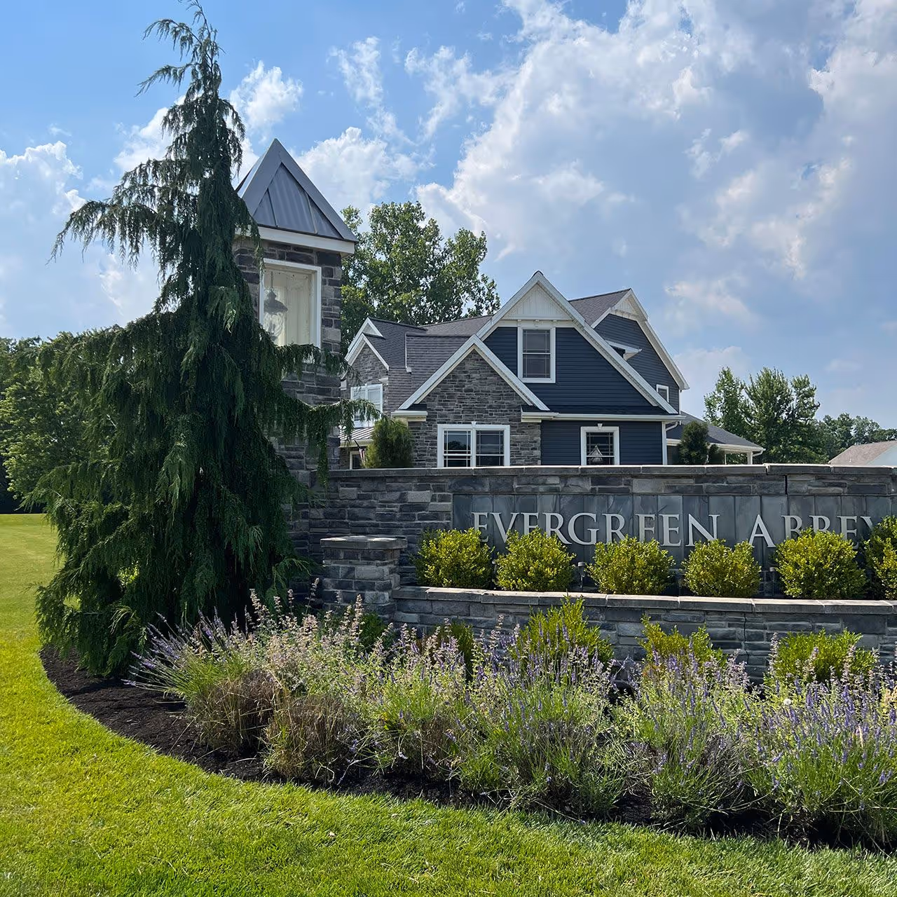 Bush and tree trimming services in the Toledo, Ohio area