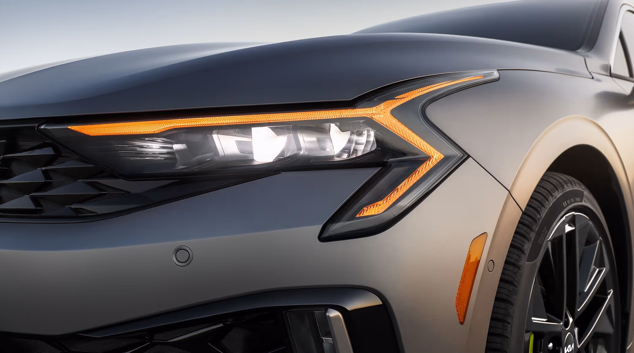 Kia headlight assembly