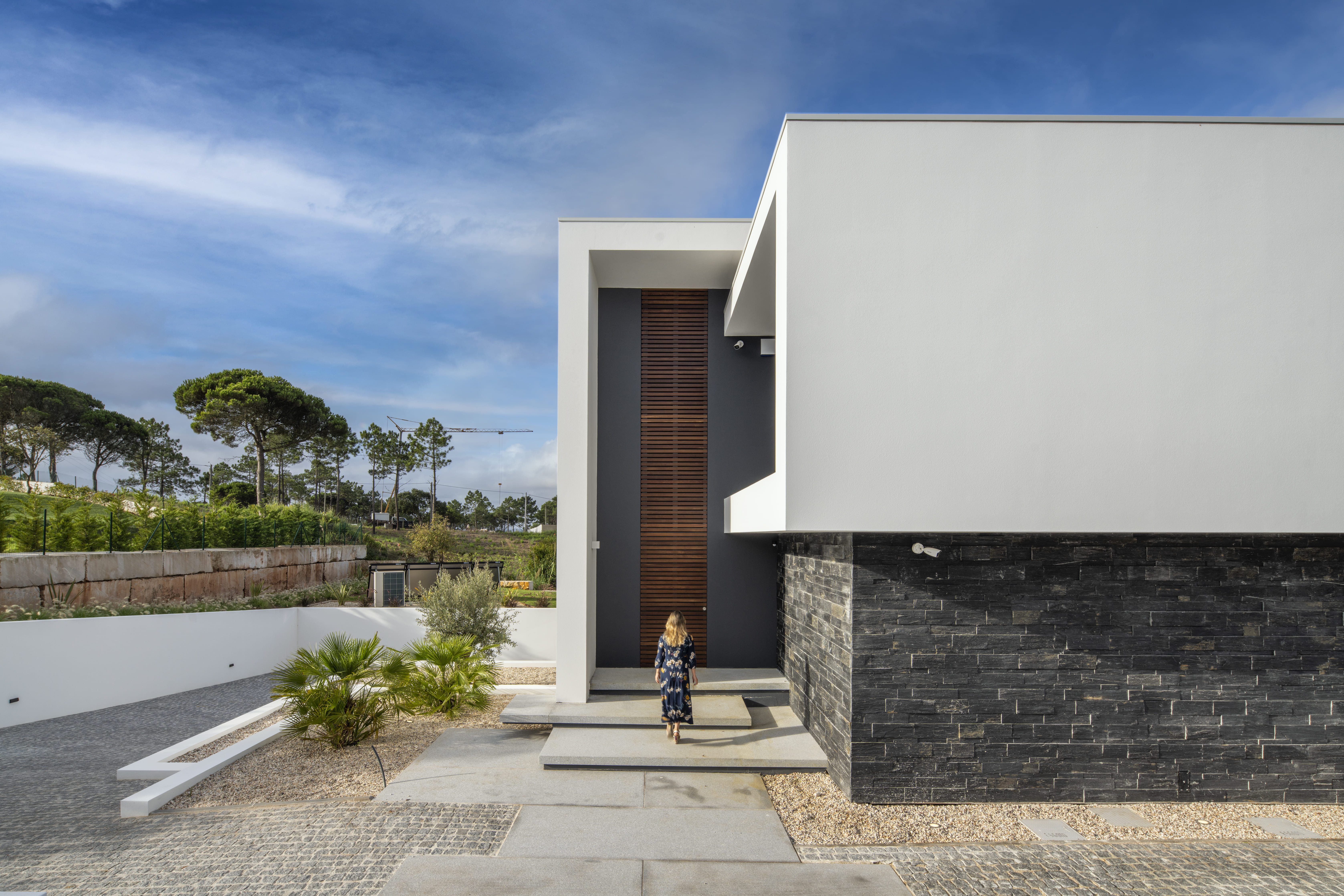 Sea Insight Villa infinity pool with ocean horizon view, Silver Coast Portugal