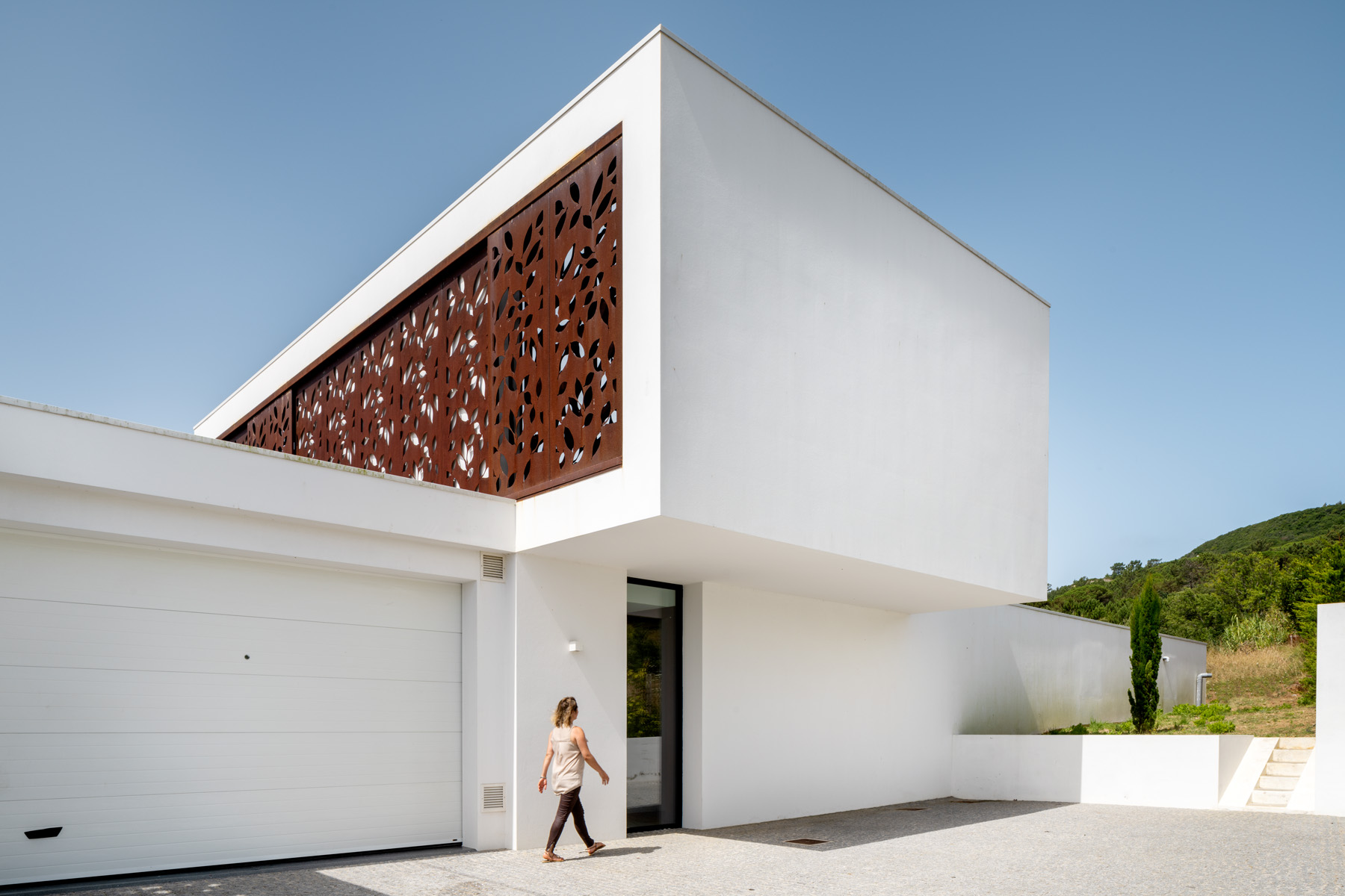 Corten Villa: The Landmark That Defined Our Identity