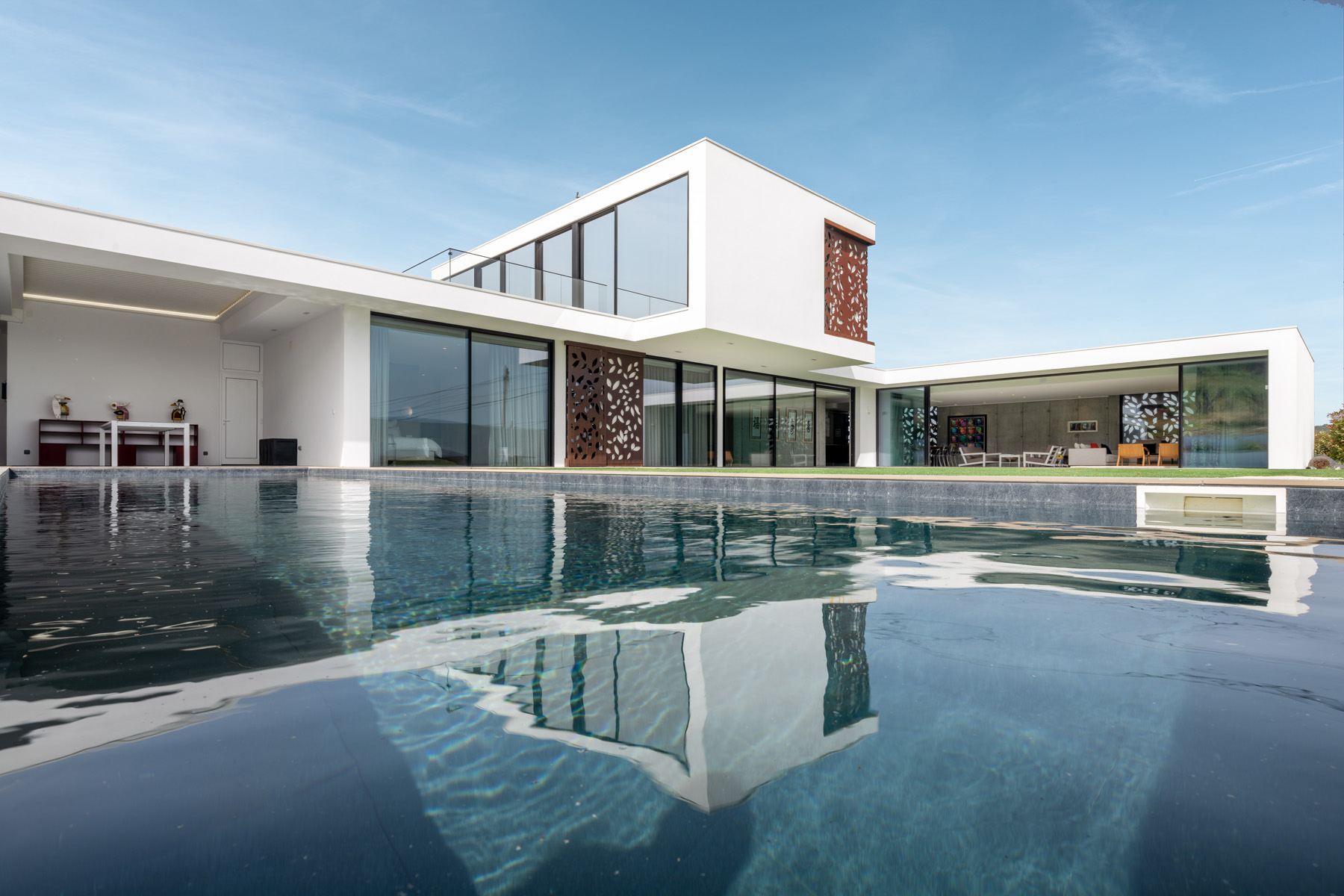 Corten Villa: The Landmark That Defined Our Identity
