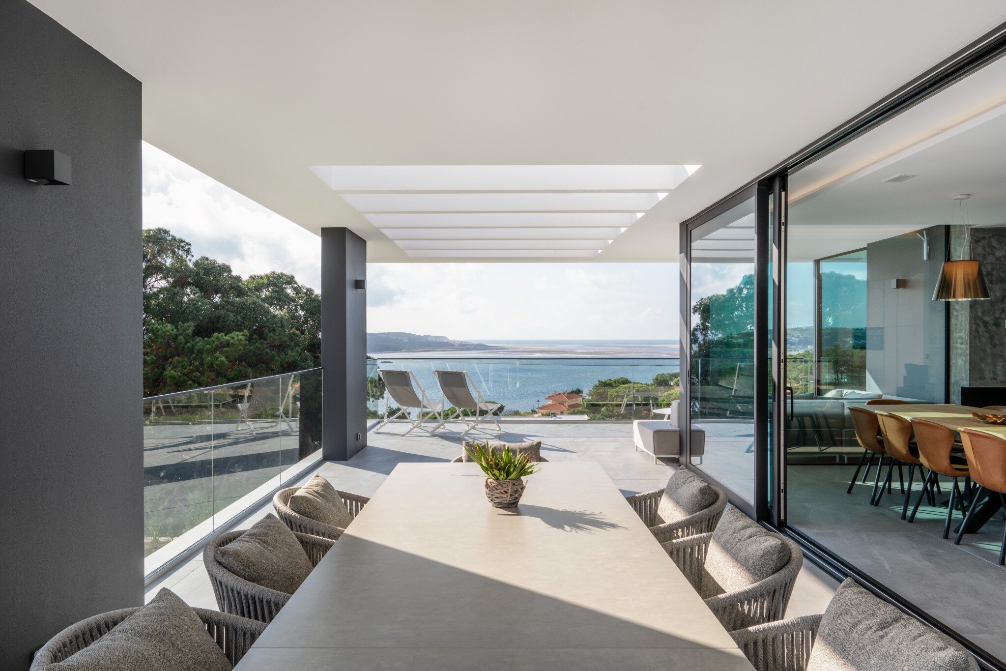 Sea Insight Villa A Home Shaped by Two Horizons