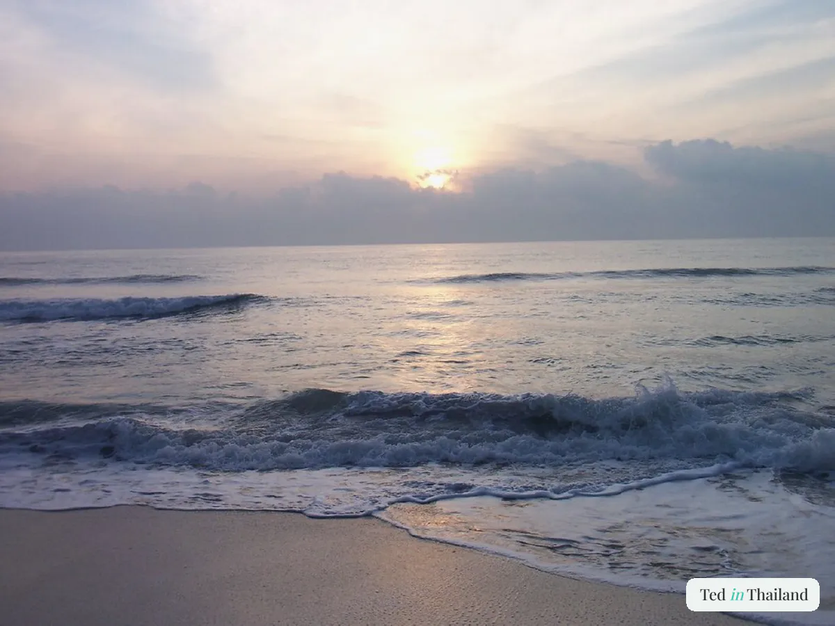 Chaweng beach @ Morning
