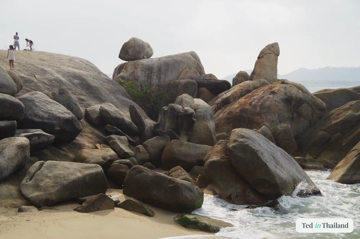 TH-ko-samui-hin-ta-hin-yai-02