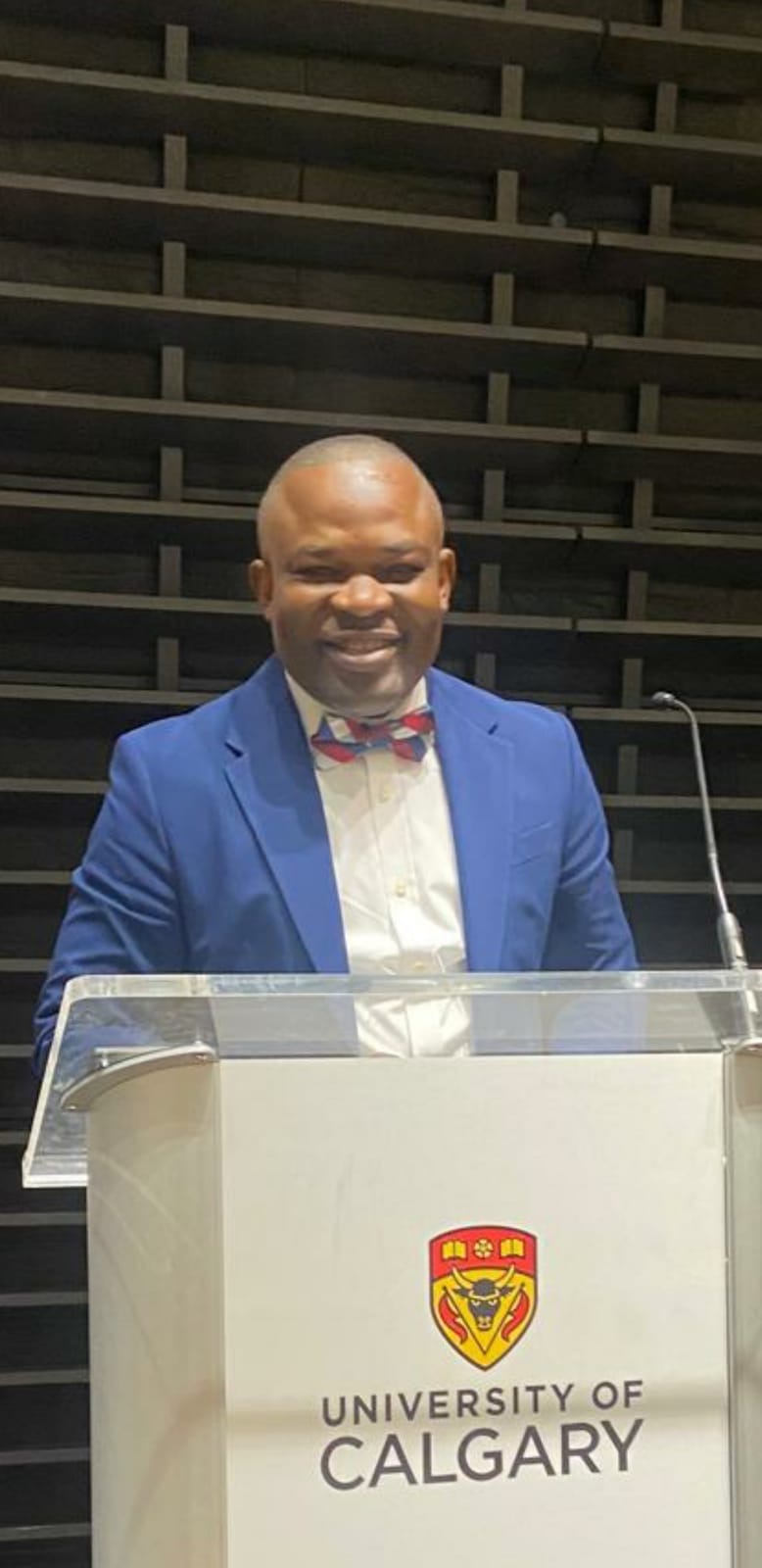 Dr. Moses Mafowosofo (MD, MPH, LMCC, CCFP)