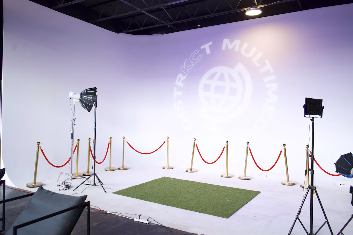 24x14 ft cyclorama wall photo and video studio at DISTRKCT Kansas City