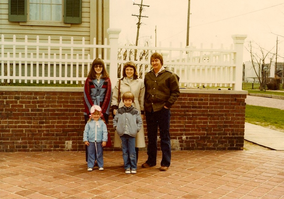 Family visiting the Lincoln Home National Historic Site, 1979