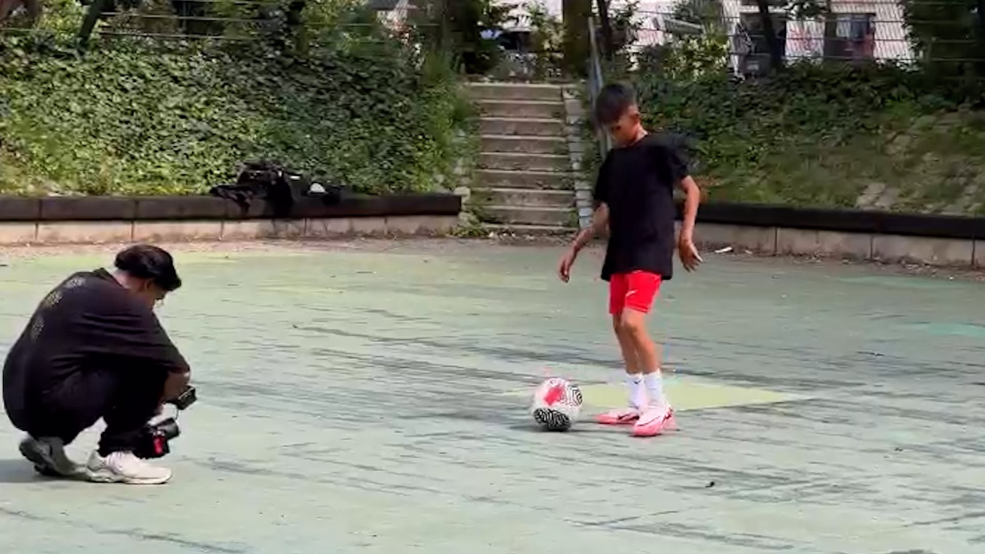 Ballerleague campaign shooting bts with Nader Jindaoui directed by Farhad Tahir productionagency Nukta LF campaign viral ad