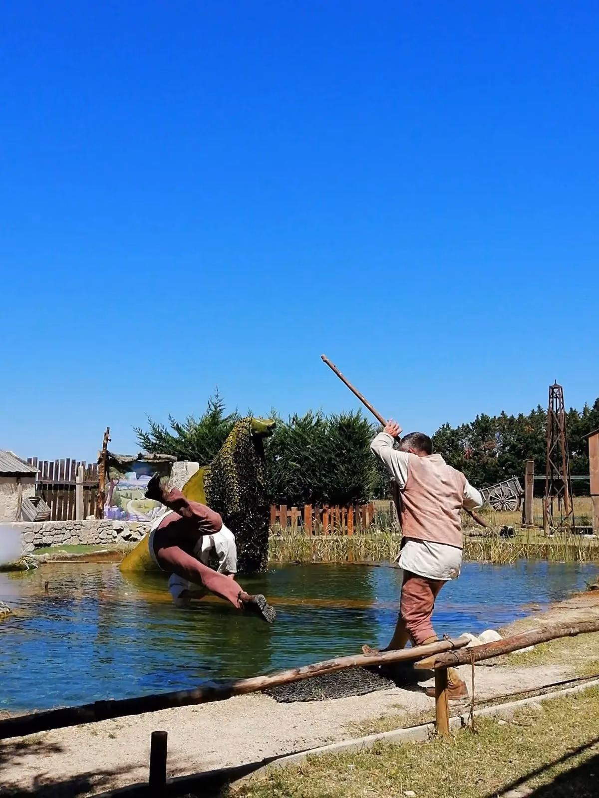 Spectacle « La légende du lac » au Vieux Mas — photo 2