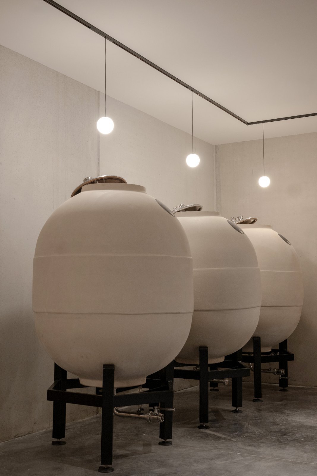 Ceramic fermentation vessels