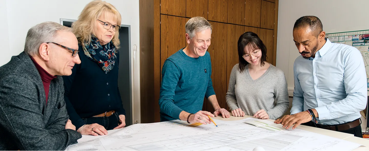 Team des Ingenieurbüros SAV in Papenburg – Karriere für Bauingenieure und Bauzeichner