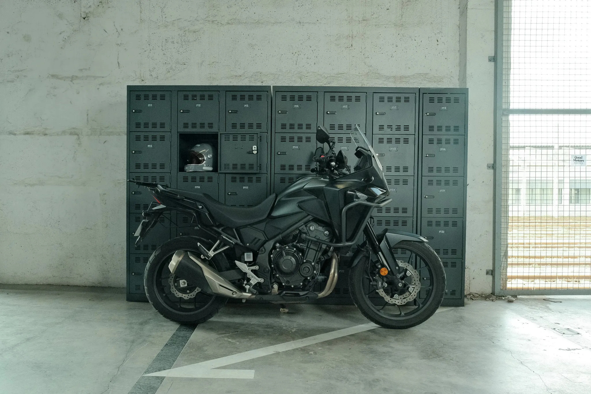 Comment louer une moto en gare sans passer par une agence ?