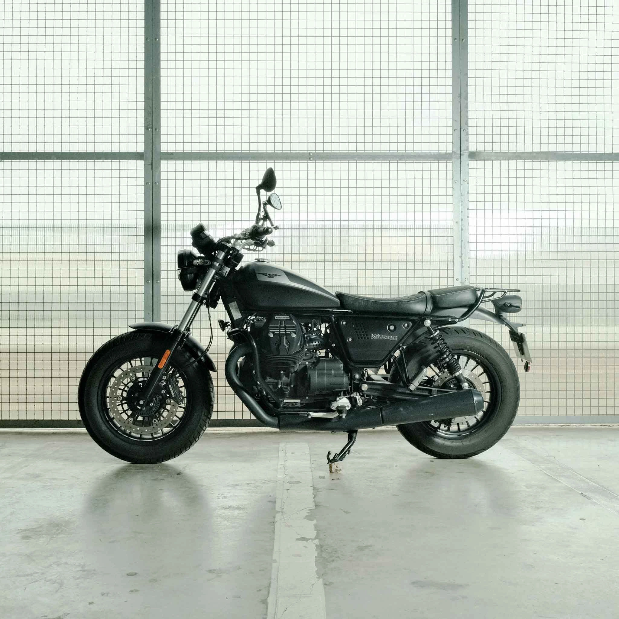 Moto Guzzi V9 Bobber