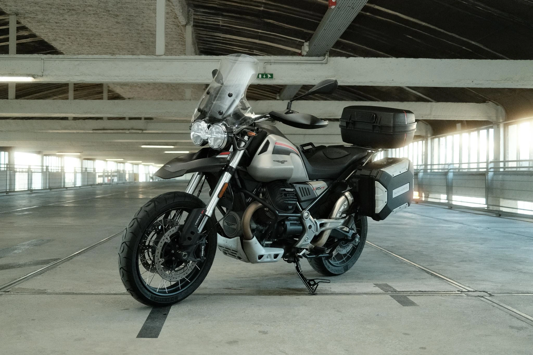 Moto Guzzi V85 Travel