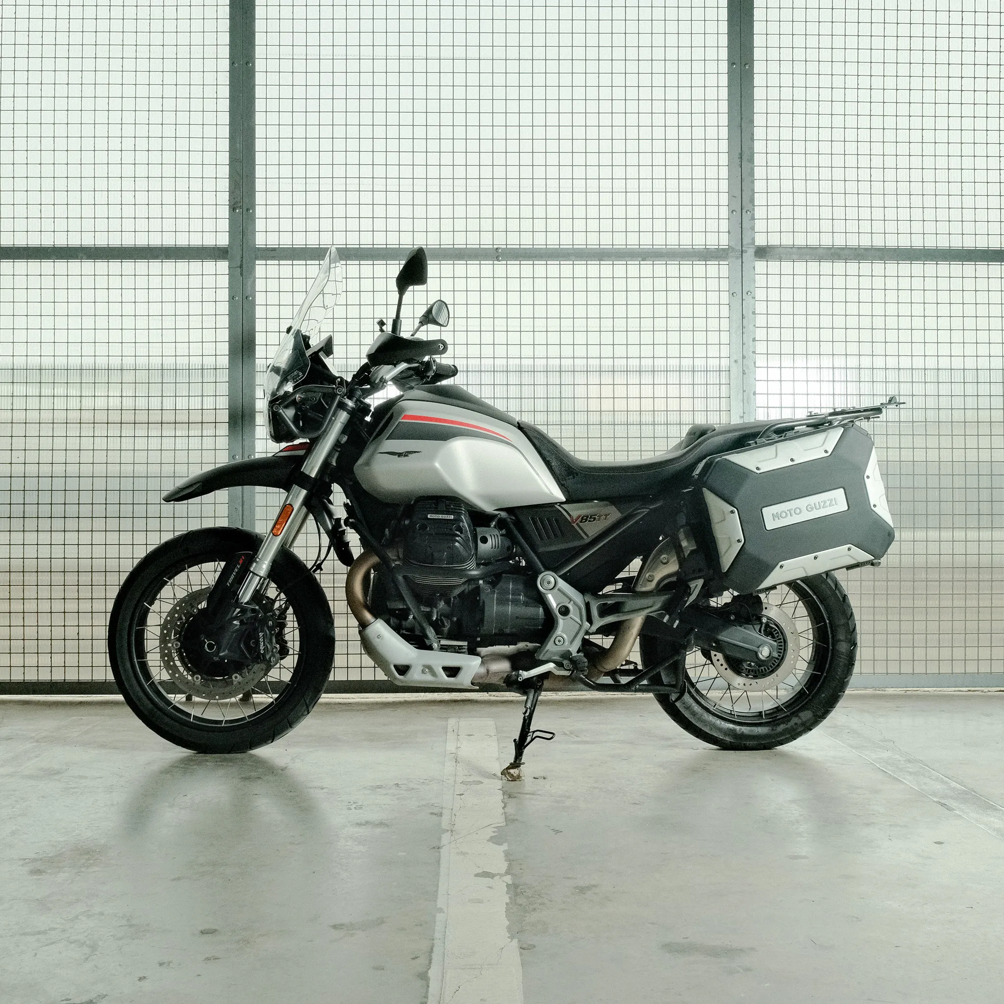Où louer une moto en France quand on arrive en train ou en avion