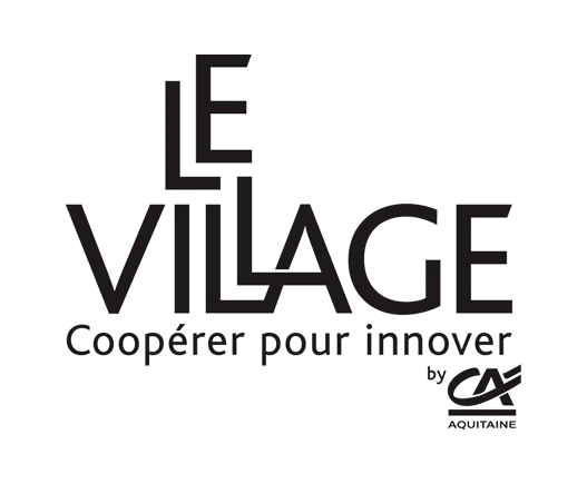 Logo de LE VILLAGE avec le slogan Coopérer pour innover, signé par Crédit Agricole Aquitaine.