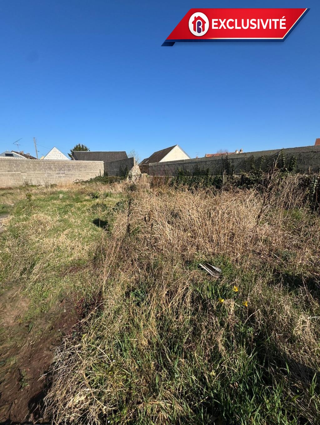 Terrain 350 m² Étampes