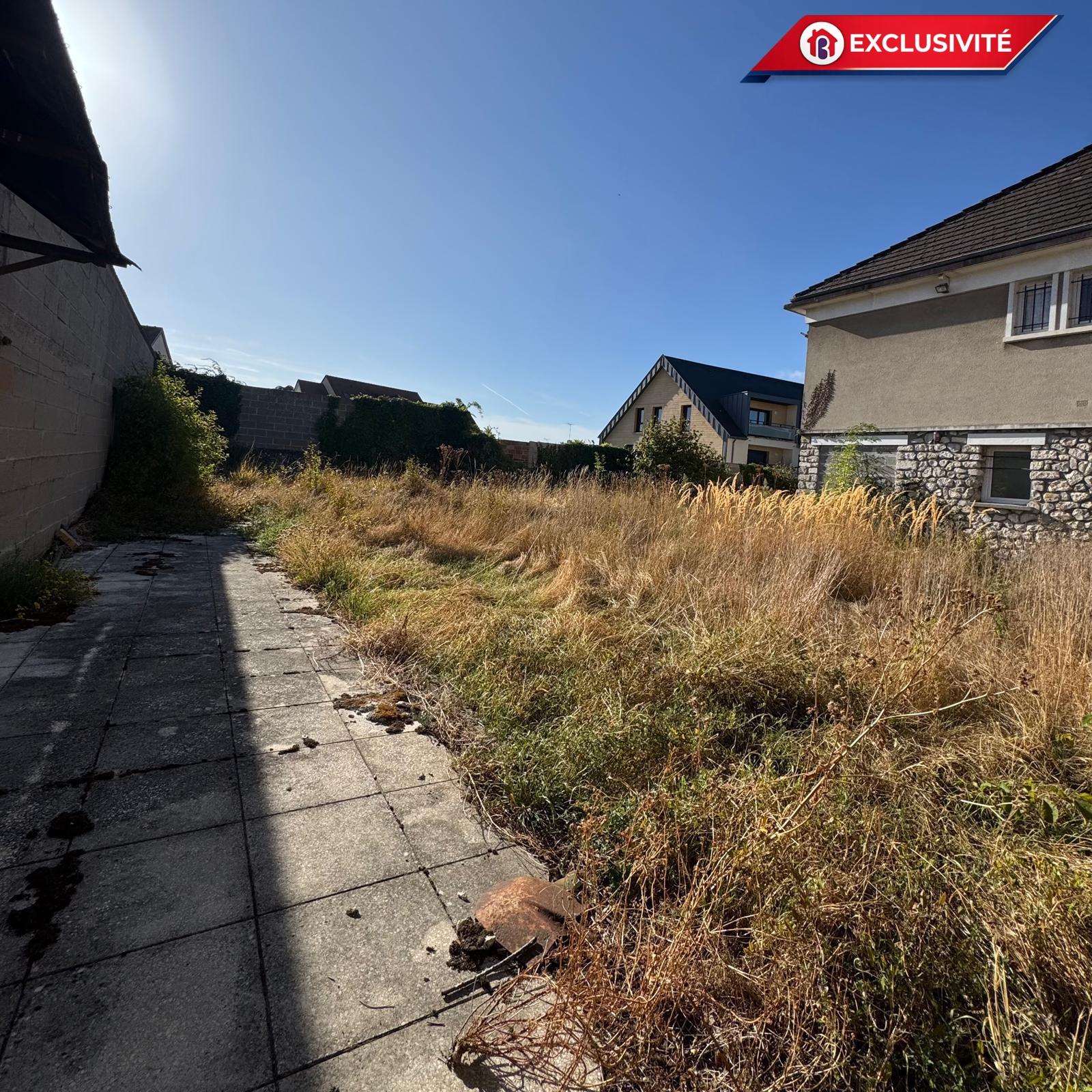 Terrain 350 m² Étampes