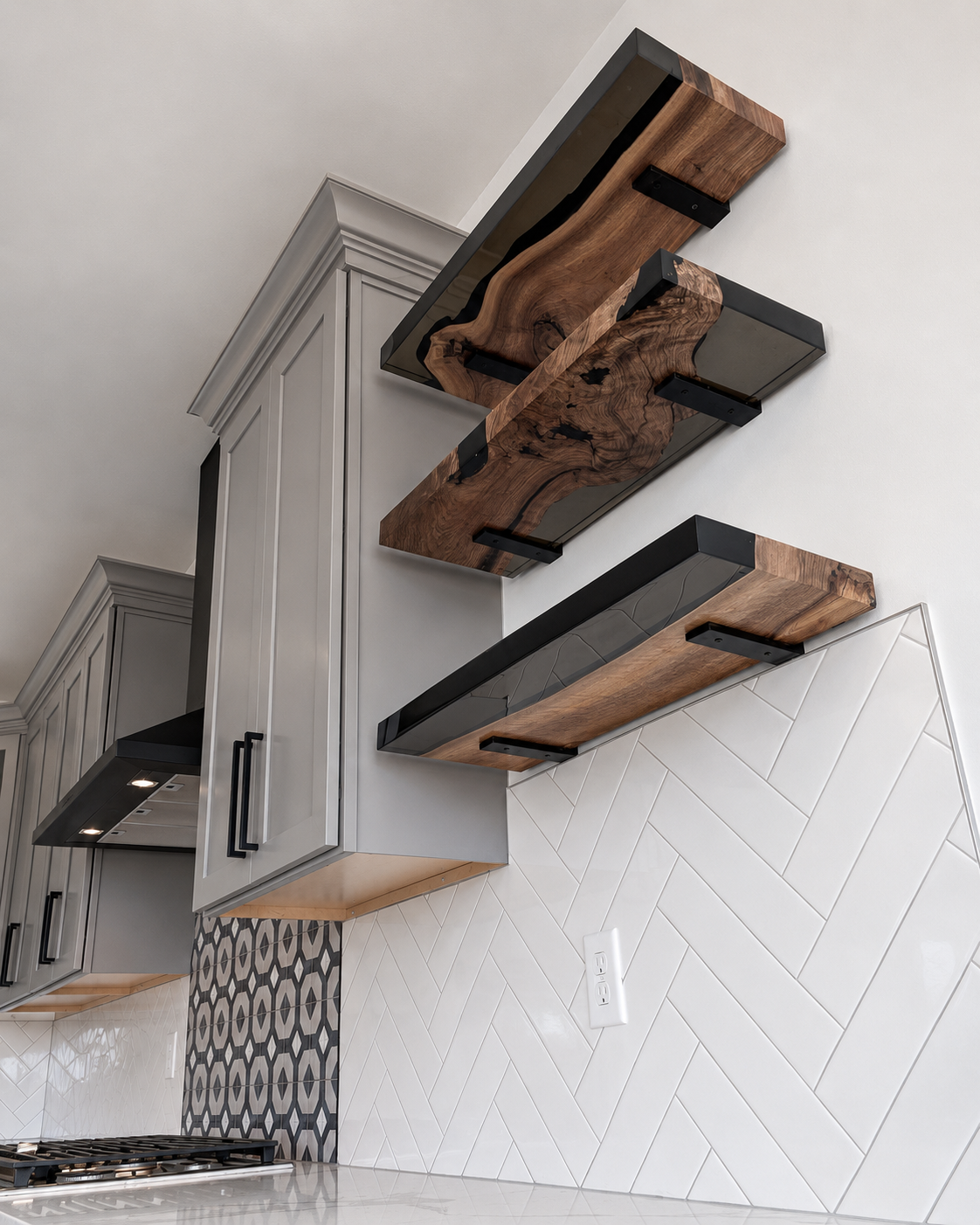 Fireplace mantle and surround tile installation