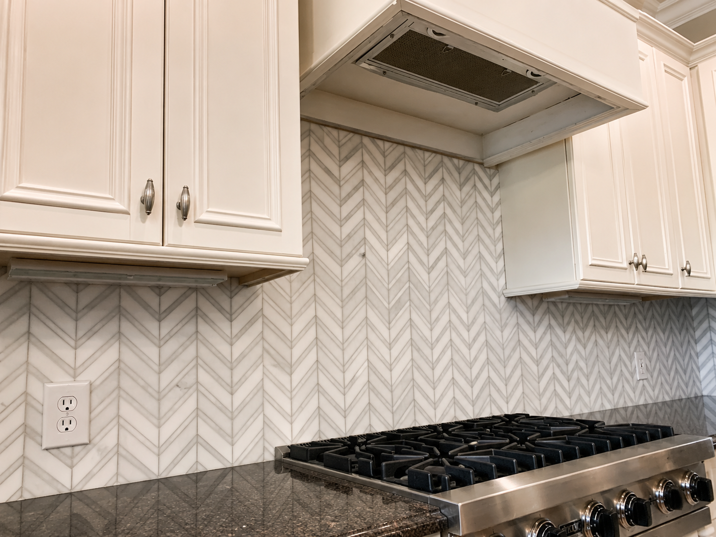 Kitchen backsplash tile installation in Charlotte area