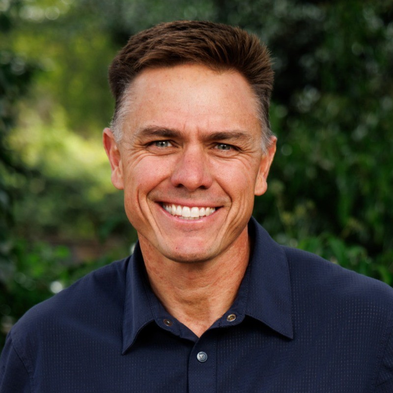 [headshot] image of customer (for a construction company)