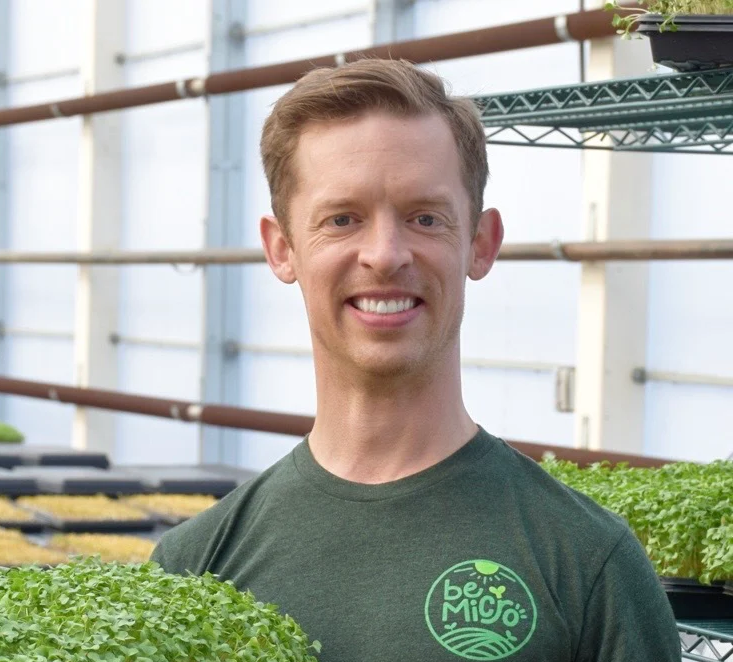 [headshot] image of customer (for a construction company)