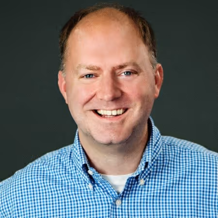 [headshot] image of customer (for a construction company)