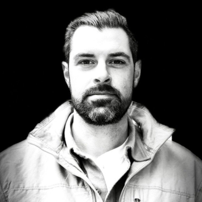 [headshot] image of customer (for a construction company)