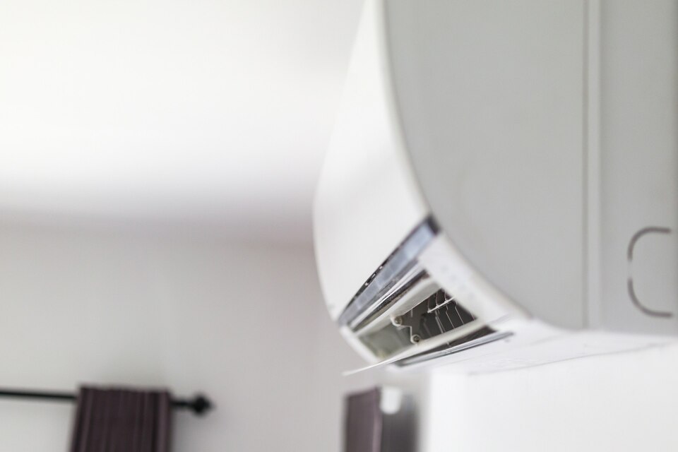 Troubleshooting Your Ductless AC System When It's Not Cooling Properly in Palm Desert