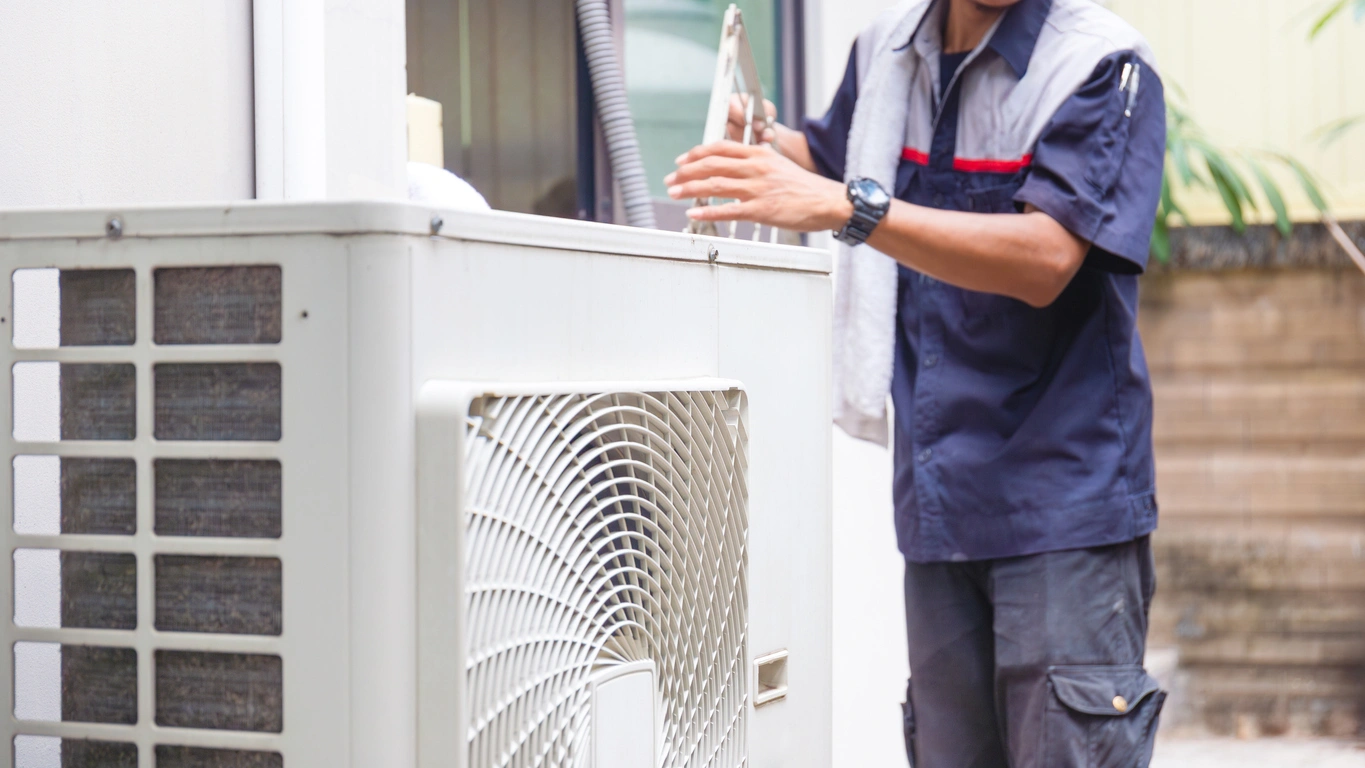 Is It Time for a Heat Pump Replacement in Your Small Business?