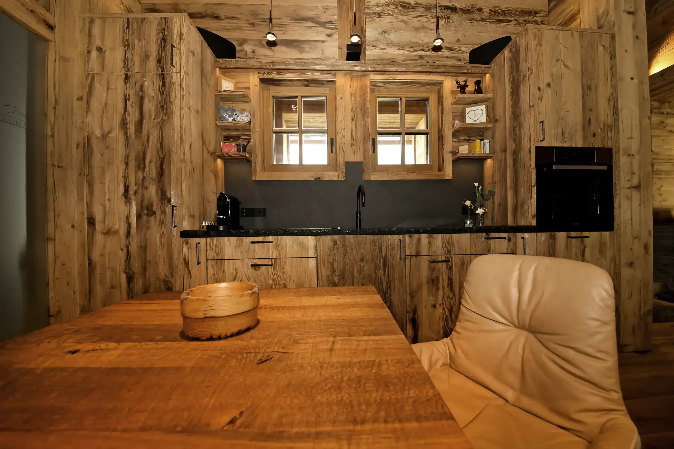 Chalet O Galerie Drinnen Küche Sitzecke