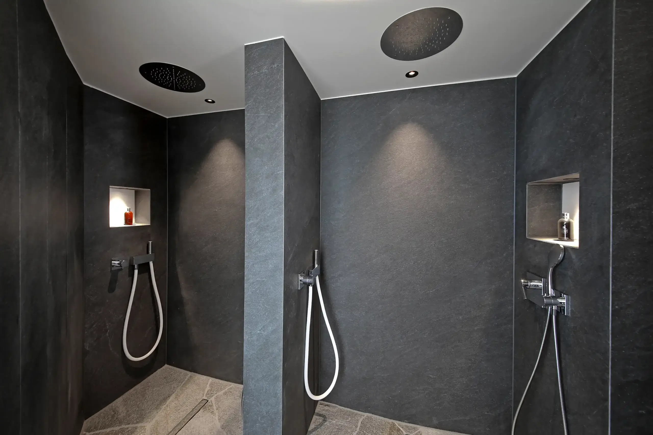 Chalet O Galerie Drinnen Duschen