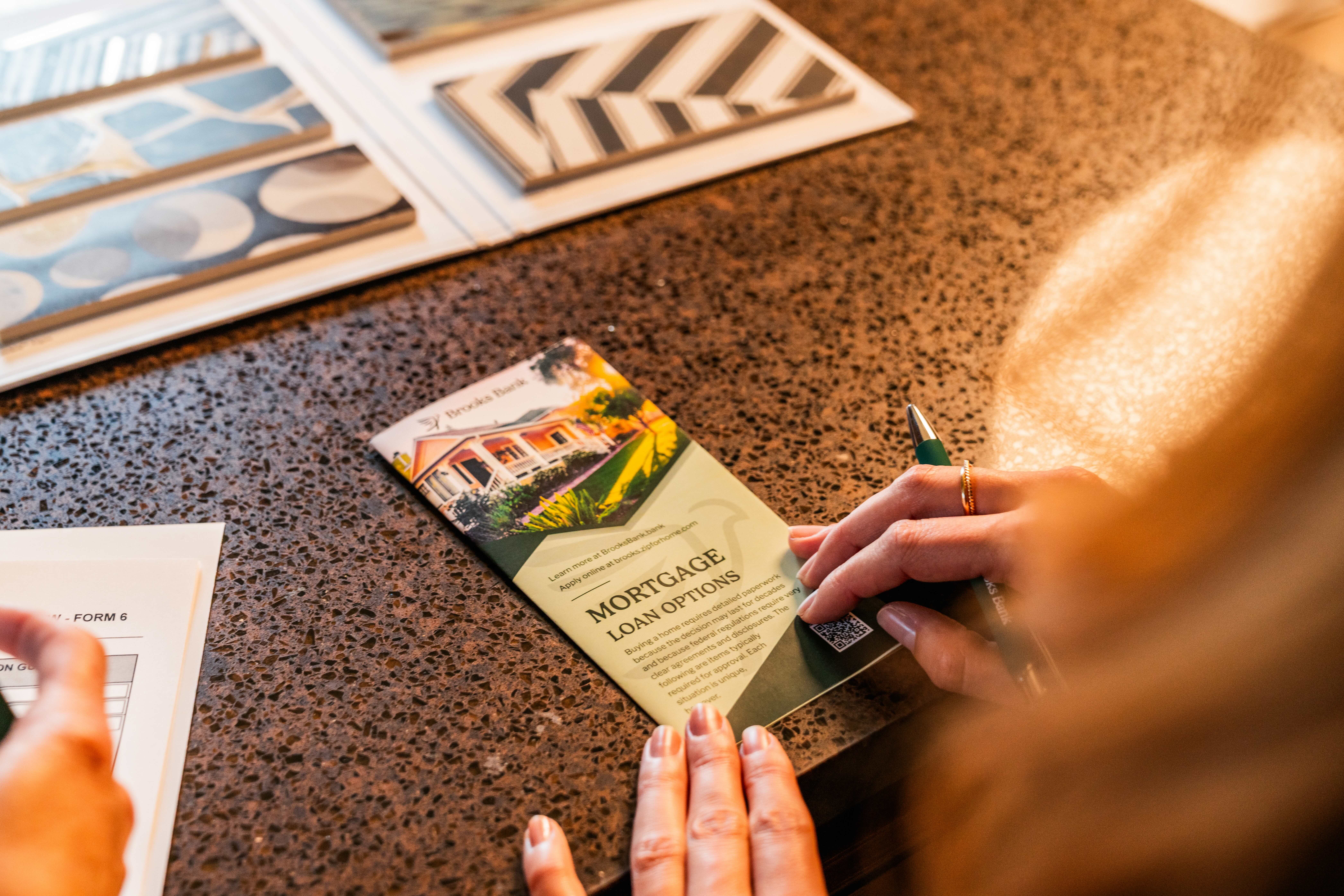 What Is a Mortgage Lender and How Do You Choose the Right One?