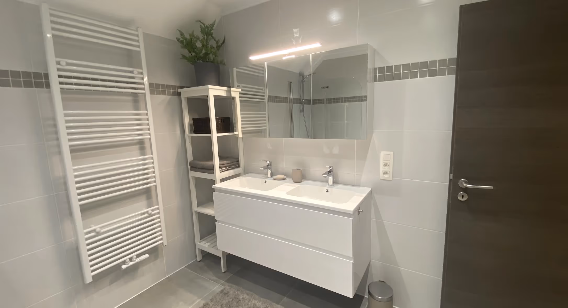 Rénovation intérieure d'une salle de bain réalisée par marasco group
