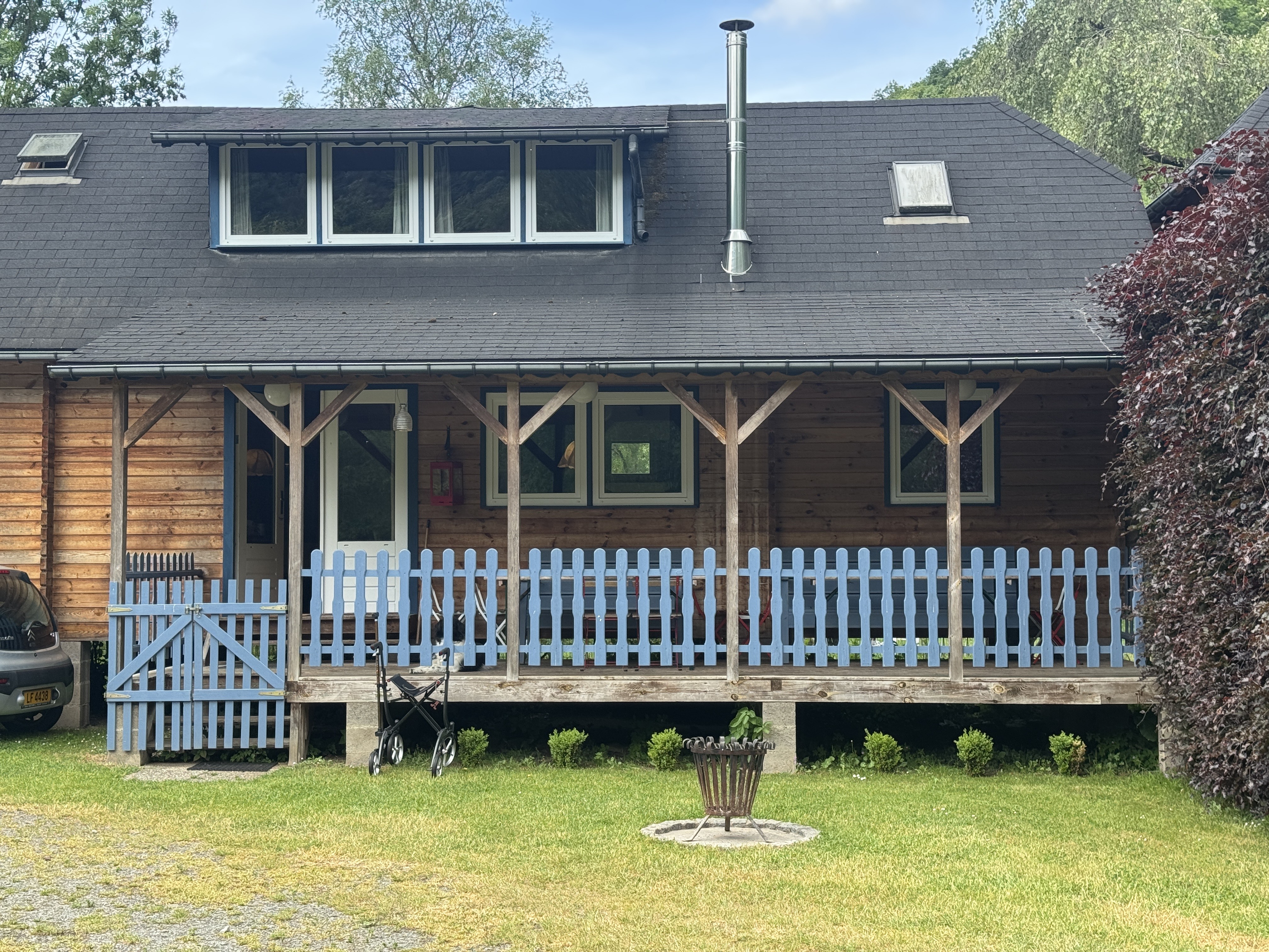 Spacious chalet for ten people with multiple bedrooms