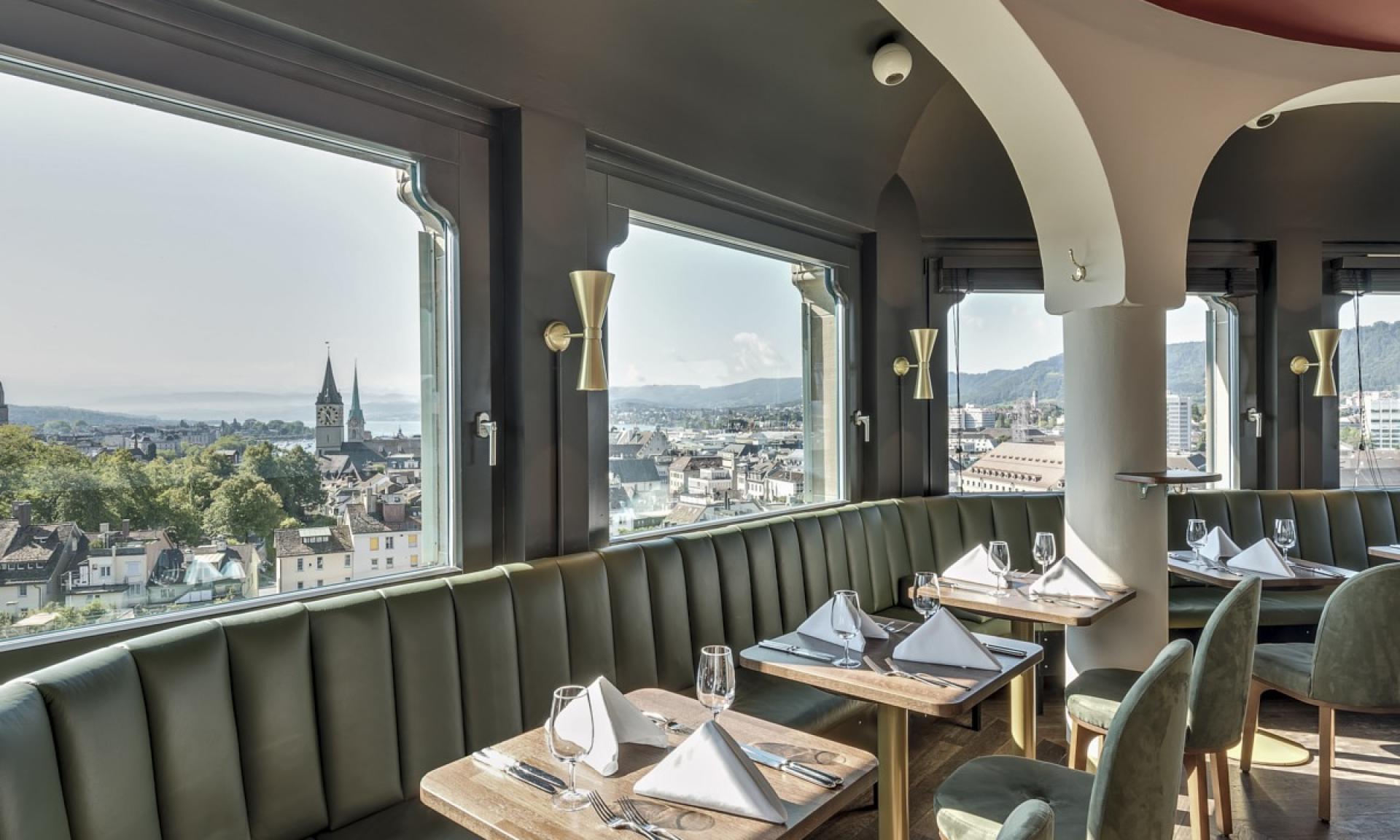 image of a tech conference (for a space tech)