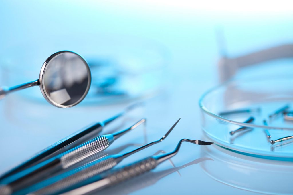 who offers same day dental implants orlando?