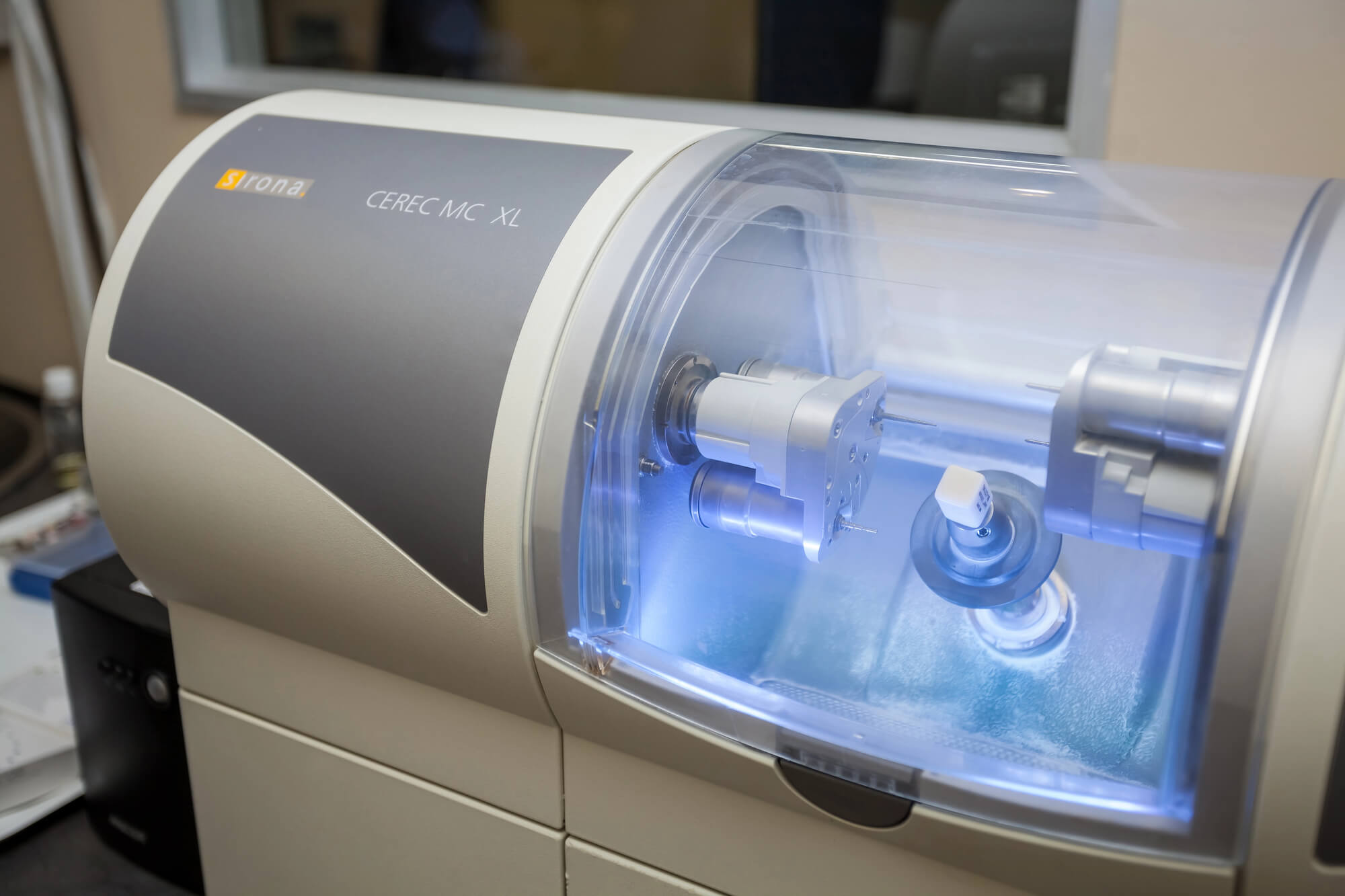 Same-Day Crowns Explained: The Science Behind Instant Smile Restoration