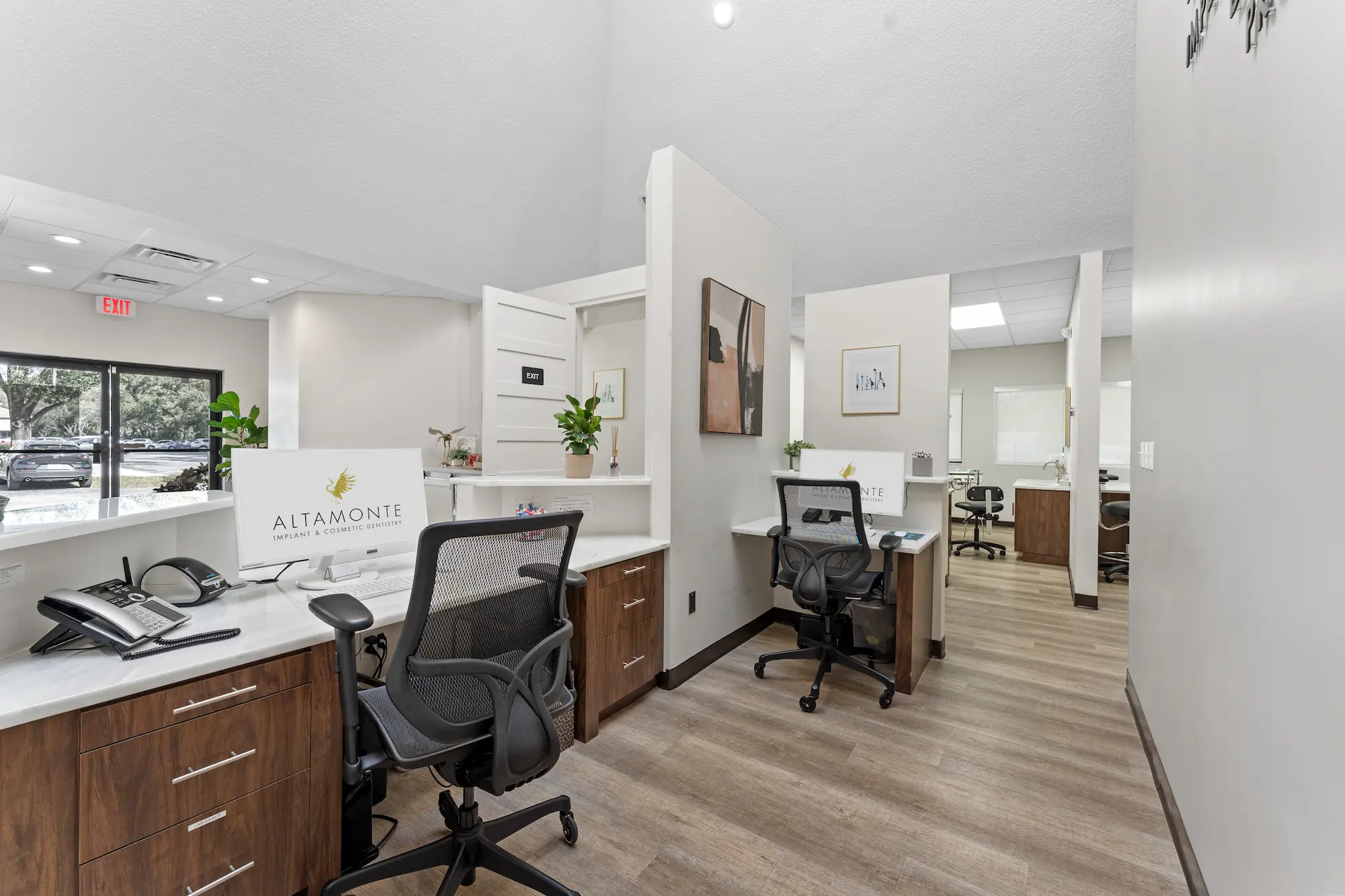 DENTAL IMPLANT PLACEMENT: