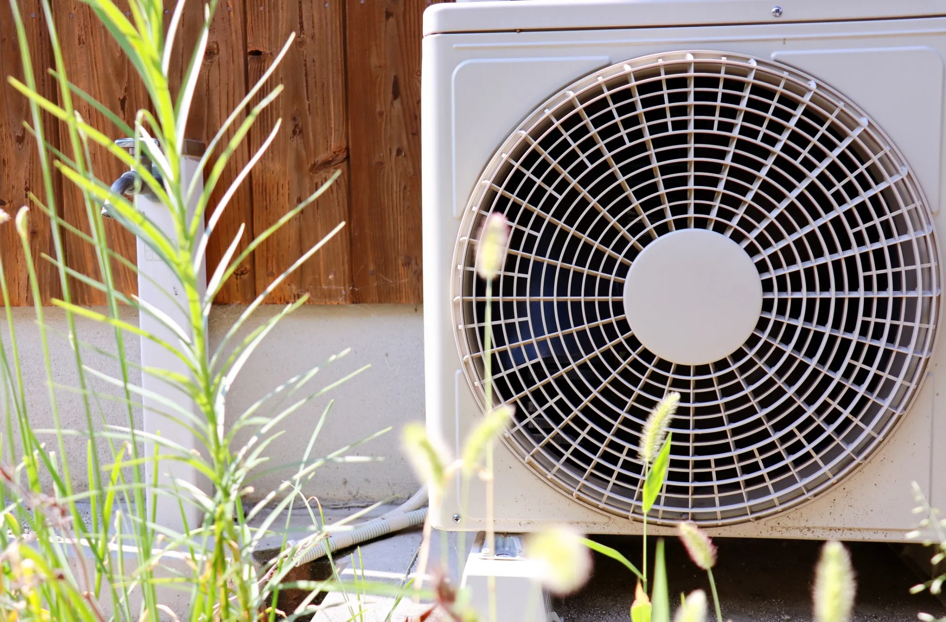 Energy-Saving HVAC Tips for Spring Weather