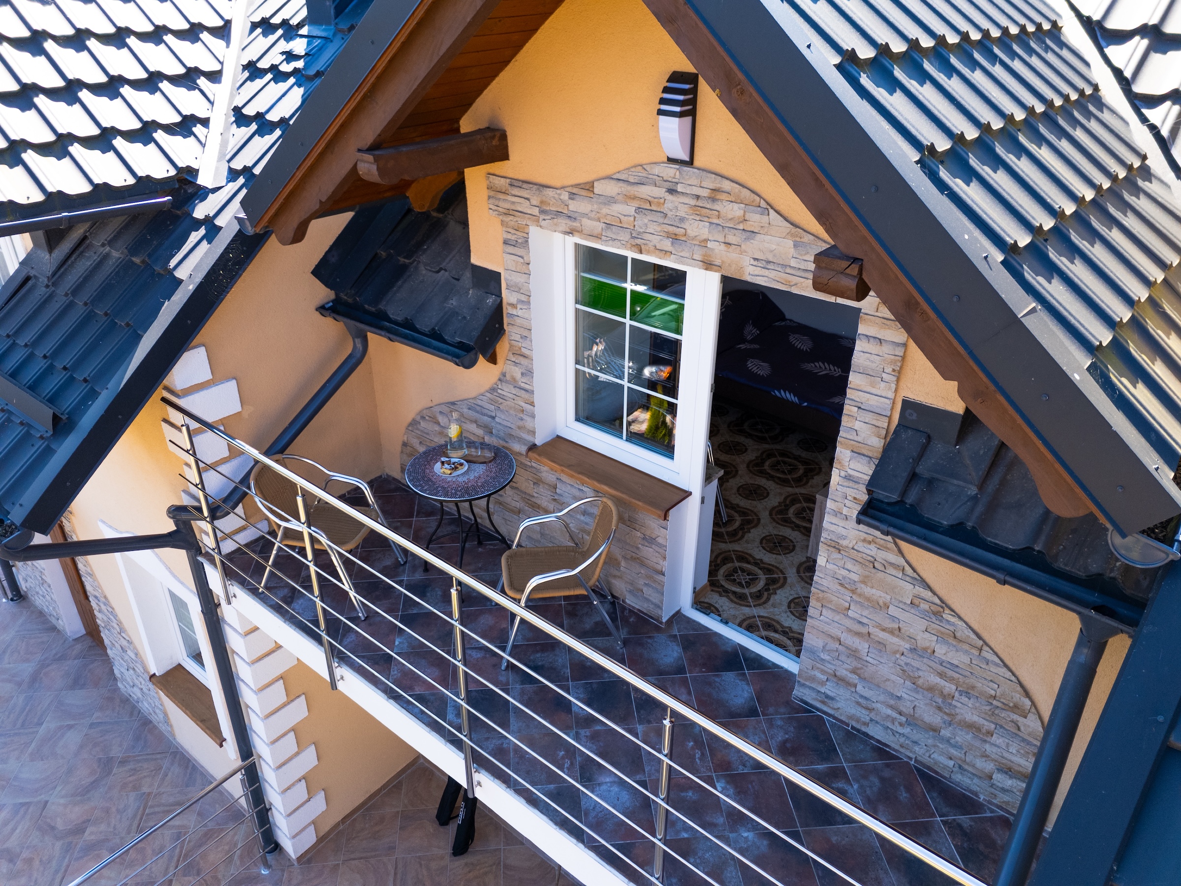 [background image] image of contact form station (for a food truck)